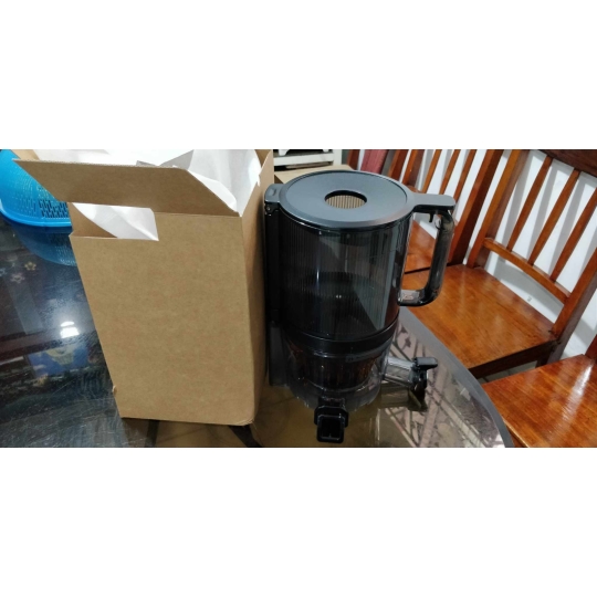 THANH LÝ MÁY ÉP CHẬM HUROM H201