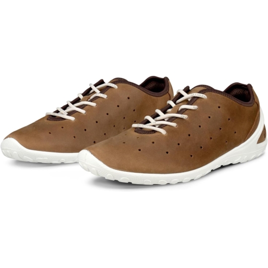 NOEL & SNEAKER TỪ ECCO CHO ANH EM