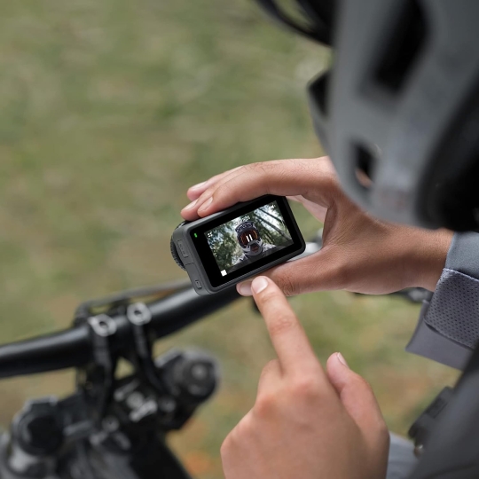 SALE giữa năm từ ÚC & CAMERA HÀNH ĐỘNG DJI OSMO ACTION 3