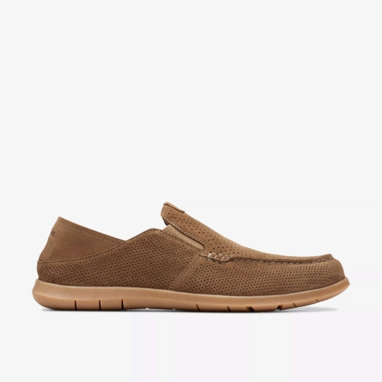 TỰU TRƯỜNG & Giày da xịn từ CLARKS